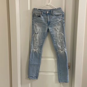 Mens American Eagle faded ripped jeans, 29x32